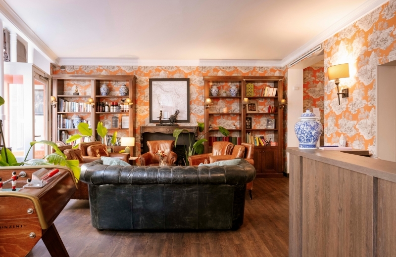 Hotel R. Kipling by HappyCulture